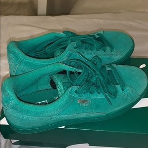 PUMA suede sneakers